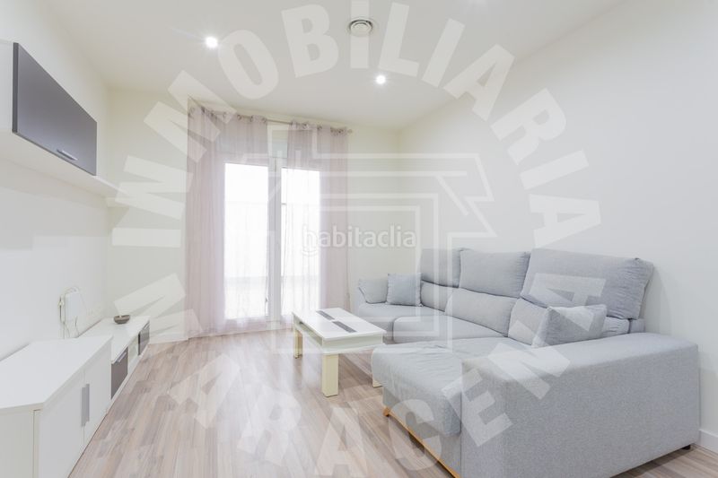 Foto afcfb654-369a-4efb-9e8d-8b99a574d6f2. Estudio en calle pais de nunca jamas 8 estudio profesional en venta, en Maracena