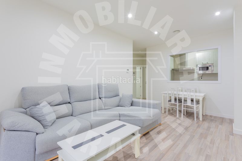 Foto d8fafa75-a1dc-479f-a07a-a90b788aa145. Estudio en calle pais de nunca jamas 8 estudio profesional en venta, en Maracena