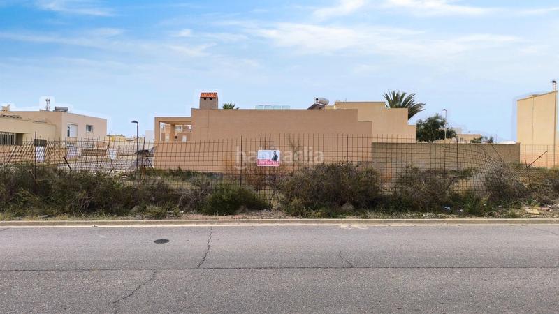 Foto a662905f-1e21-47e6-88aa-eefb8d02fda8. Terreno residencial en calle consuelo 15 construye tu futuro hogar o una inversión rentable en Cabo de Gata