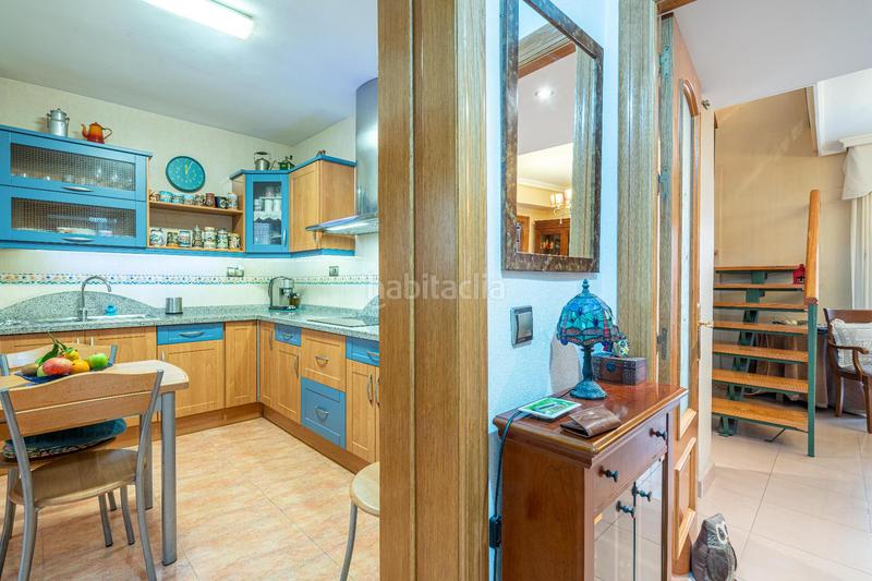 Foto 13ff75cb-7fcb-4e19-8d04-ed7685fecc98. Piso en calle de navarro daráx 15 la diferencia la marcas, tu! venta de piso duplex, en el Centro de almeria en Almería