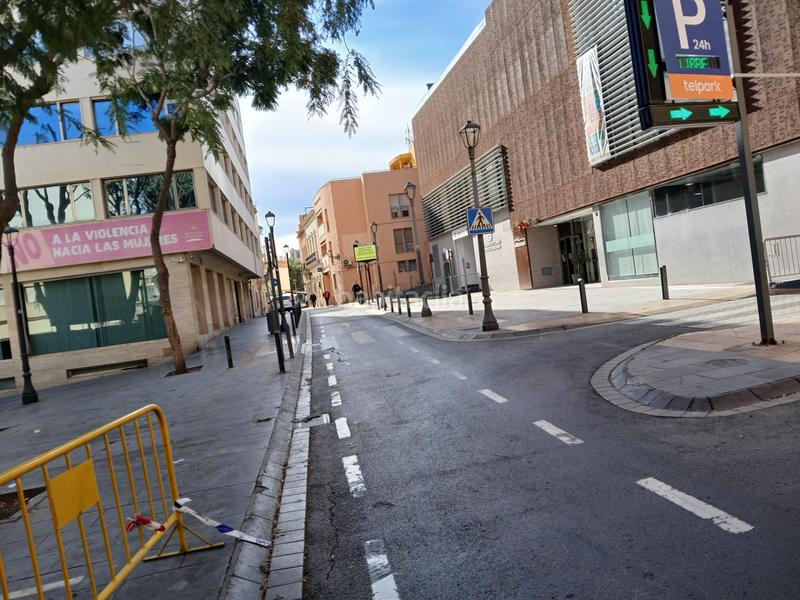 Foto a04eef39-5776-4417-b6f6-a615c08151d7. Piso en calle de navarro daráx 15 la diferencia la marcas, tu! venta de piso duplex, en el Centro de almeria en Almería