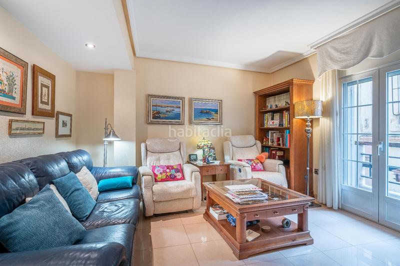 Foto a62e1ca5-c31d-4f6c-a6df-e929237c0bf1. Piso en calle de navarro daráx 15 la diferencia la marcas, tu! venta de piso duplex, en el Centro de almeria en Almería