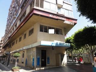 Lloguer Oficina a Calle marqués de comillas 13. Su negocio aqui! local para oficinas en excelente ubicación