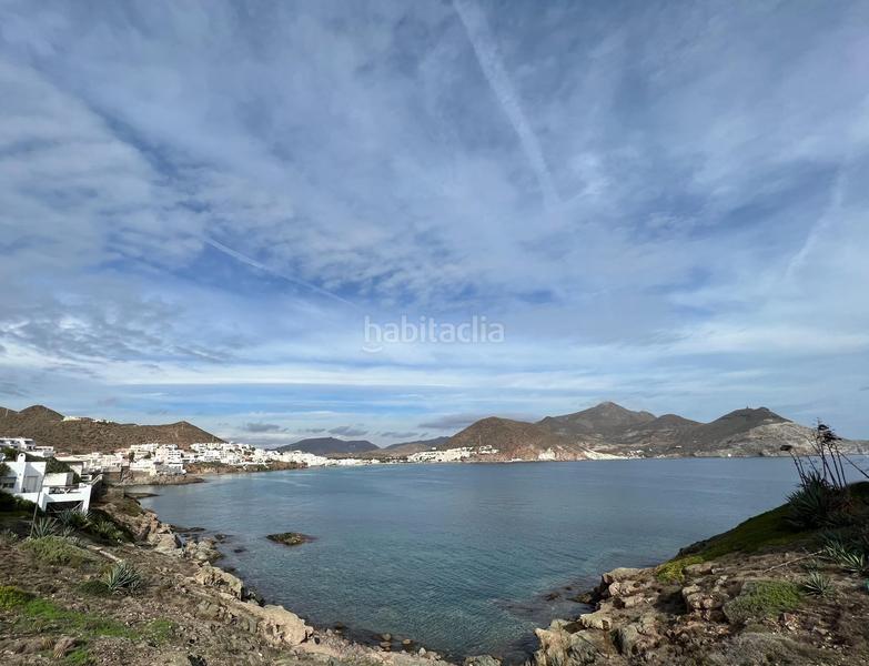 Foto bf9d2142-97b9-43c6-aeee-967d17331cf7. Terreno residencial en calle calle maría gómez lujo urbano en el mar de San José parcela y proyecto básico en Níjar