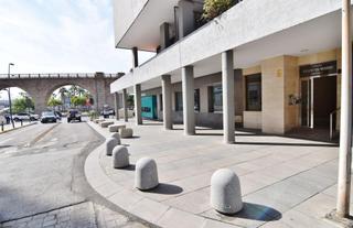 Parking coche  Calle maestro serrano. Plaza de garaje en oliveros en calle maestro serrano