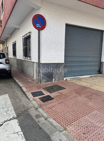 Foto 2eb341d7-cba6-4834-a438-fdeb0d72e234. Alquiler local comercial en carretera nijar esquina calle volatin 94 se alquila local en ctar de nijar en Níjar