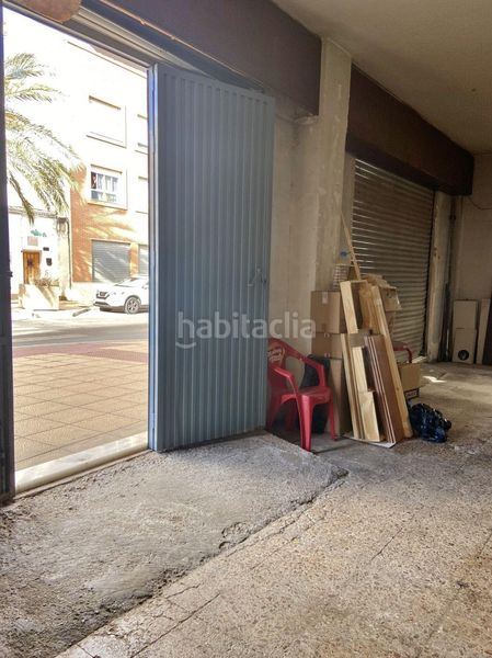 Foto 6b7ed458-f6bf-40ef-81c9-e1f595b4d167. Alquiler local comercial en carretera nijar esquina calle volatin 94 se alquila local en ctar de nijar en Níjar