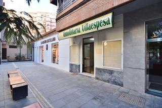 Location Local commercial à Plaza vicario andres perez moli 2. Local comercial plaza vicario andres perez molina