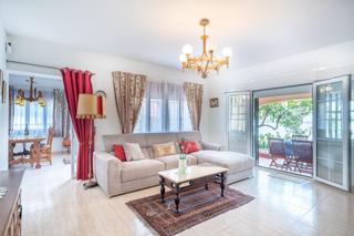 Xalet en Calle nicaragua (b) 59. Chalet con esencia andaluza y amplia parcela