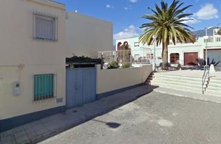 Terreno residencial en Santa María del Águila. Solar en venta