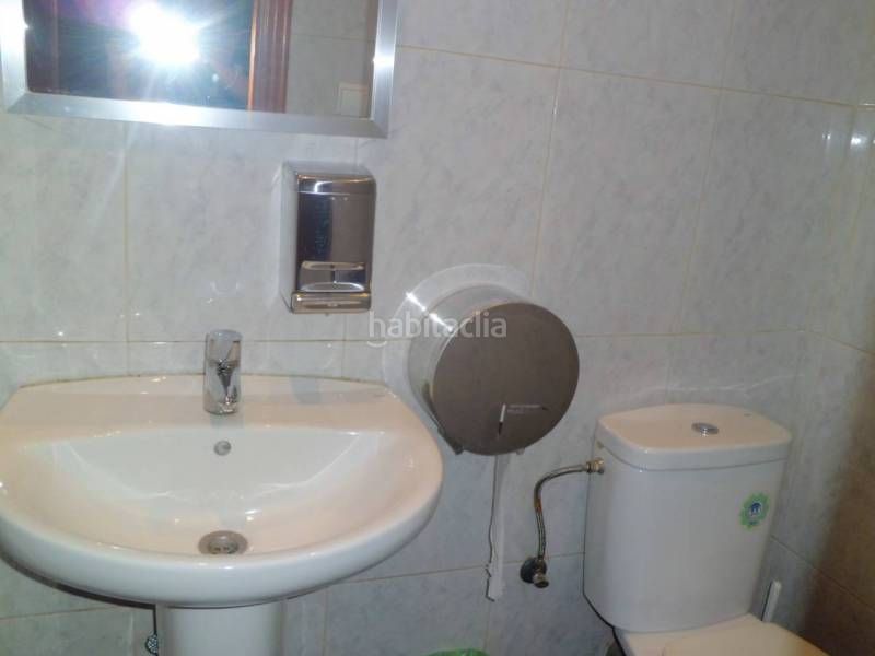 Foto 46f255ac-1fe8-4ecc-ad87-2a37a68855be. Local comercial a Balanegra