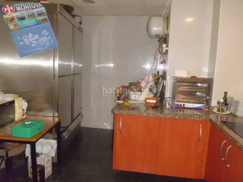 Foto bccf335e-5c4a-41ef-9cff-d56cfc5eaeaa. Local comercial a Balanegra