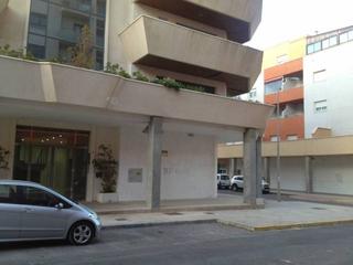 Local commercial à Pabellón - Estación - El Corte Inglés. Local comercial de nueva construcci?n en venta