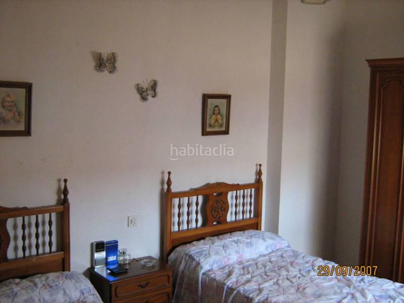 Foto cdbc4bc2-a944-4333-875e-817305ebfb93. Dúplex amb aparcament a Santa María del Águila Ejido (El)