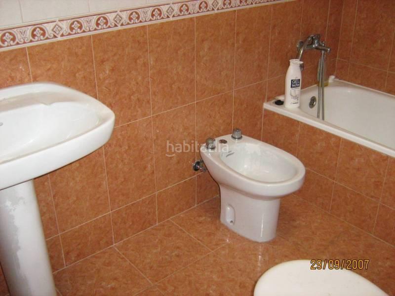 Foto e9558d1e-35c3-42c4-a175-afebf2aaf2a1. Dúplex amb aparcament a Santa María del Águila Ejido (El)