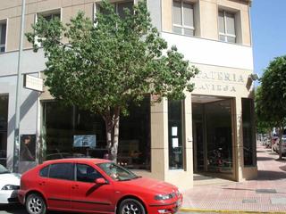 Geschäftsraum in Plaza de la Luz. Local comercial de nueva construcci?n en venta