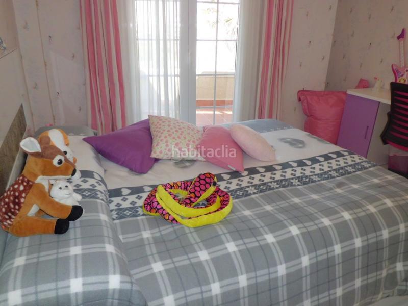 Foto 39017777-e21a-493a-a1ff-8f1519b99fe8. Chalet con parcheggio in Almerimar Ejido (El)