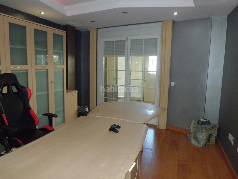 Foto ad2cebc9-d881-4a19-9065-ded9e6cc67eb. Chalet con parcheggio in Almerimar Ejido (El)