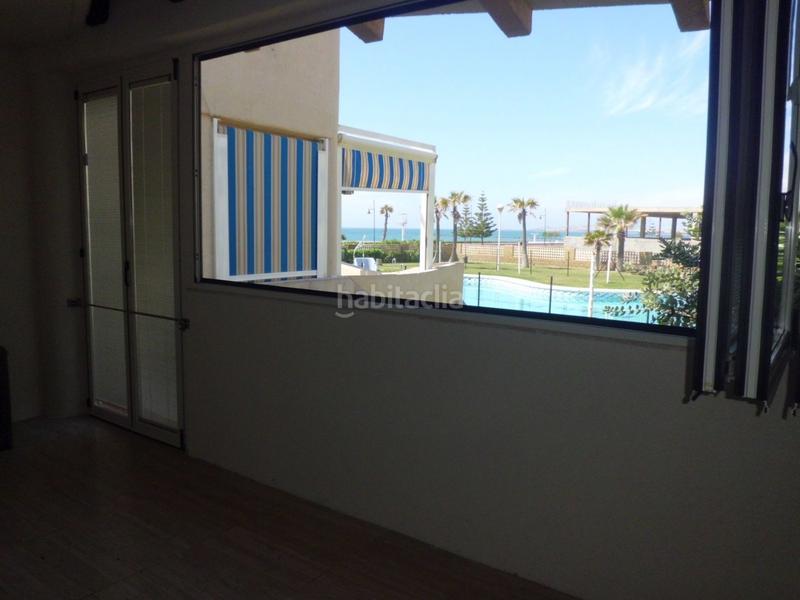 Foto ce277ee5-7743-453d-8190-4eaa428eef2a. Chalet con parcheggio in Almerimar Ejido (El)