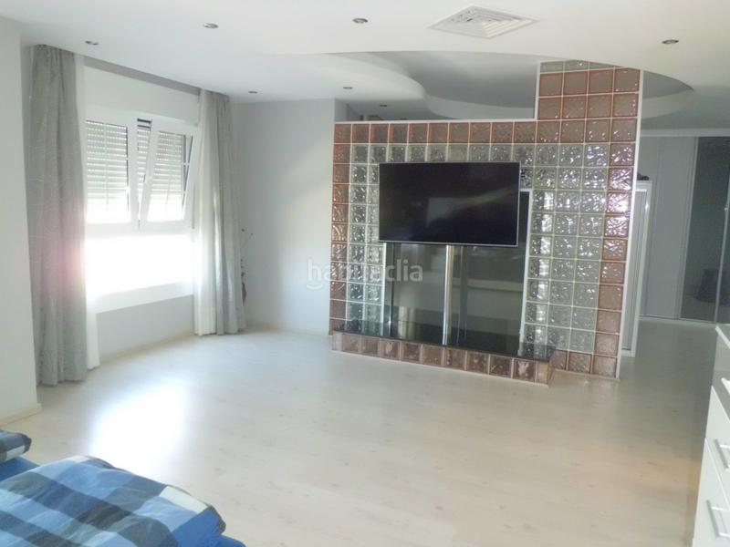 Foto d05d2276-2206-4f71-8b09-88639e2e53cc. Chalet con parcheggio in Almerimar Ejido (El)