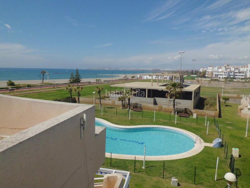 Foto dd155f43-f068-4be4-a953-8a2a1be35eeb. Chalet con parcheggio in Almerimar Ejido (El)