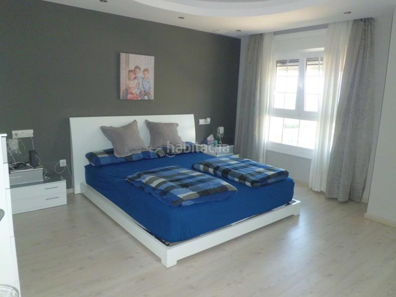 Foto eb2dca14-ae7e-4466-bec8-59b72a36fda0. Chalet con parcheggio in Almerimar Ejido (El)