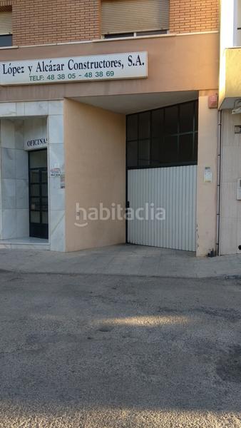 Foto 0ed43547-e5ab-47dc-9f64-131a09999c97. Aparcament cotxe a Ejido centro Ejido (El)