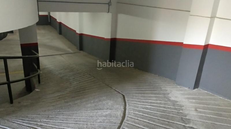 Foto 4d88e993-2191-4b69-baf5-623496242666. Aparcament cotxe a Ejido centro Ejido (El)