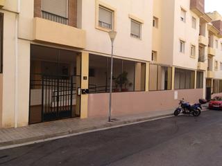 Parking coche en Piedras Redondas - Torrecárdenas. Garaje en venta en calle maria callas