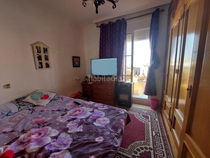 Foto 50e54247-04fc-4c29-8ec0-9eba51035a80. Àtic amb calefacció aparcament a Santa María del Águila Ejido (El)