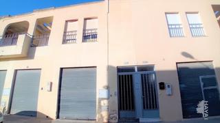 Piso en Las Norias. Piso de 4 dormitorios con patio y terraza en las norias de daza