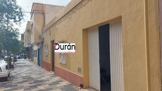 Casa en Ejido centro. Estupenda vivienda en el centro de el ejido