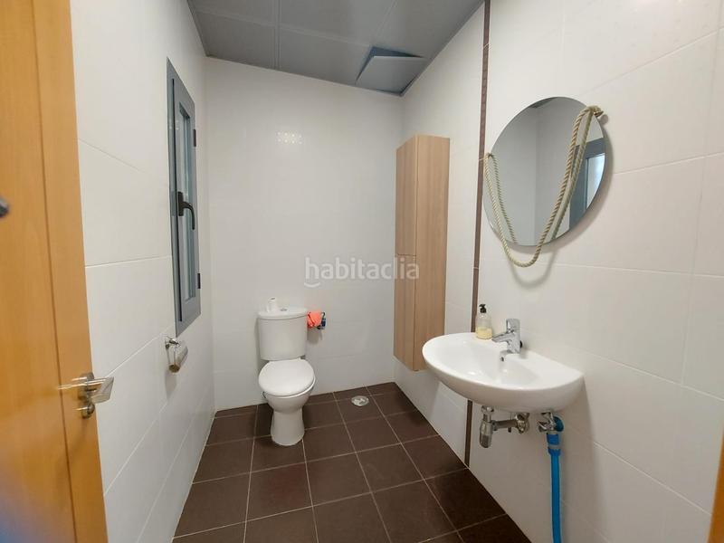 Foto 5d50bdc7-5eb1-43e0-a371-d4ed0ac9cffb. Oficina amb aparcament a Almerimar Ejido (El)