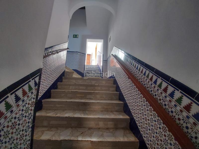 Foto e13bb12e-64a9-4dc5-abd0-a056205959f3. Edifici a Dalías