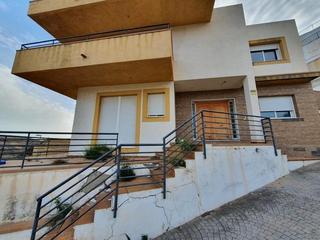 Chalet à La Envía. Chalet en venta con piscina propia en venta en la envia golf