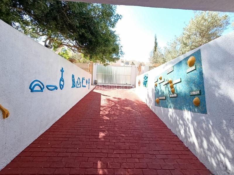 Foto 0adb88ca-5ba3-4cd8-87ae-96faf788c7dc. Chalet with parking pool in Almerimar Ejido (El)