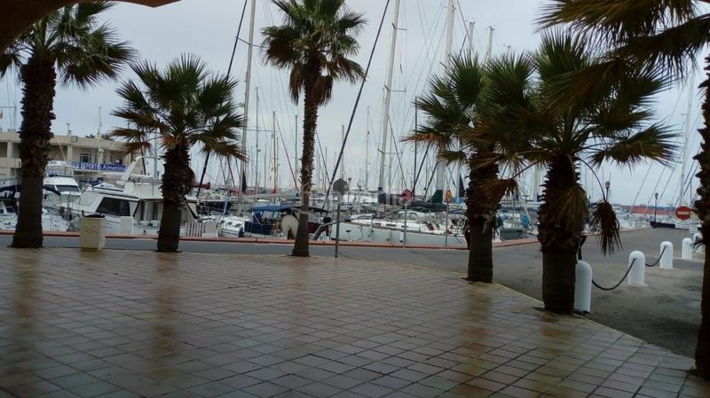 Foto b2a27e49-d580-44d1-98c1-a226ba55185d. Alquiler local comercial local alquiler en Almerimar, zona puerto en Ejido (El)