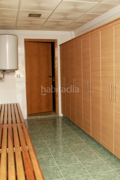 Foto 1f3367bd-8fa8-4745-8f58-a784ec85e585. Nau industrial a Berja