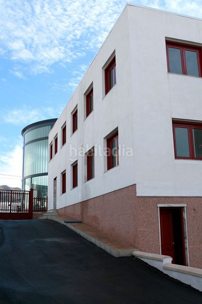 Foto 85c5a1fb-0b84-4d44-99f9-2addd0c19fa7. Nau industrial a Berja