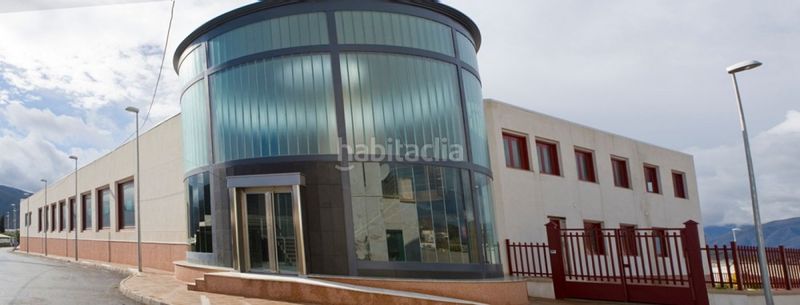 Foto c7f2a381-37ad-445b-baa7-25213d8e3e05. Nau industrial a Berja
