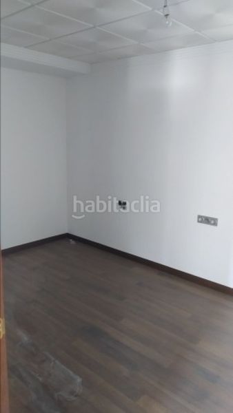 Foto cdf0ca87-ca4d-40da-a545-be6b28700ebd. Nau industrial a Berja