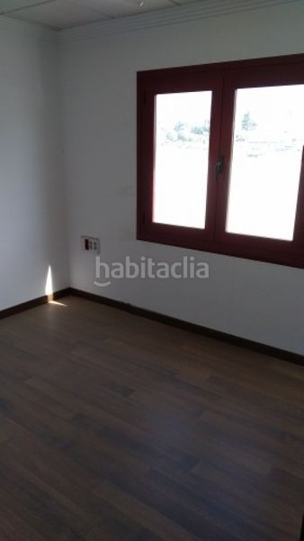 Foto d1415c31-d6d6-430b-ac44-7b9312e7cdd1. Nau industrial a Berja