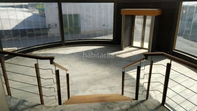 Foto d98a3aa8-39f0-4b03-952a-aae1d2da585c. Nau industrial a Berja