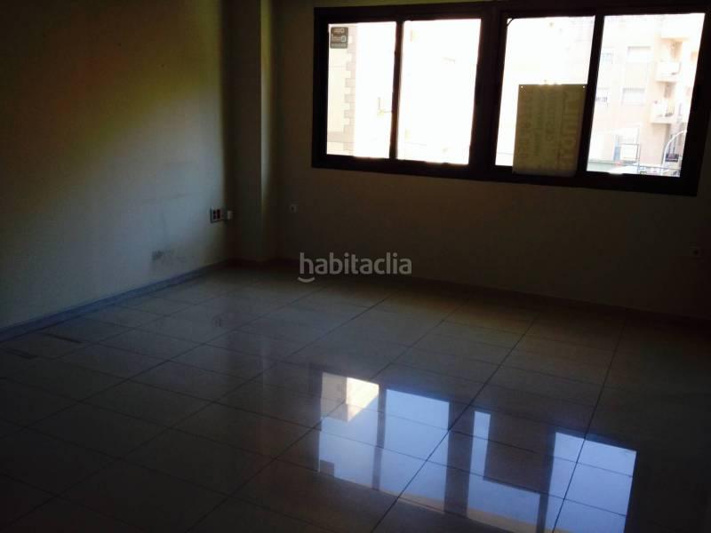 Foto eb07ef17-2ada-42a5-aee1-14730fdb5ce5. Büro mit heizung parking in Ejido centro Ejido (El)