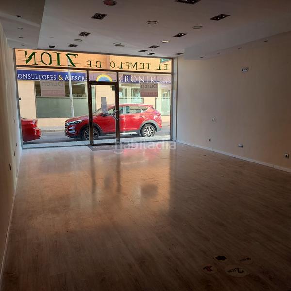 Foto 4c71e7b1-bdd3-4ded-b1cc-1c2b975daba5. Alquiler local comercial alquiler local comercial centro ejido en Ejido (El)