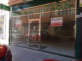Location Local commercial à Plaza de la Luz. Alquiler local comercial centro ejido