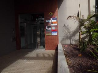 Affitto Ufficio in Pabellón - Estación - El Corte Inglés. Oficina en alquiler en el ejido