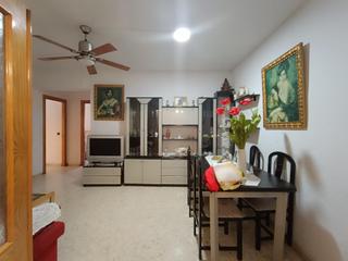Pis a Ejido centro. Casa sobre local a la venta en el ejido