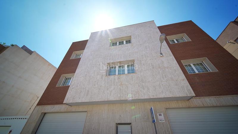 Foto 19632429-f1ab-4ffe-b0ae-70ee51f3774c. Casa con parcheggio in Ejido centro Ejido (El)