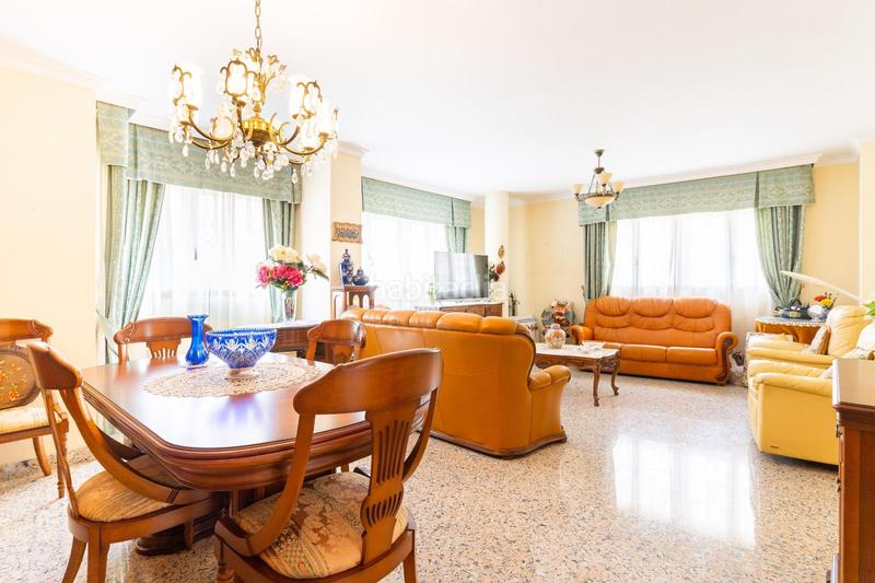 Foto 40fbee5f-b542-42dd-89f8-19e17d035d31. Casa con parcheggio in Ejido centro Ejido (El)